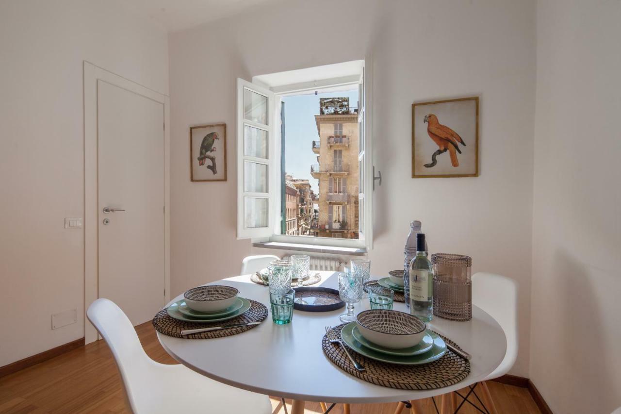 Vicolo Apartment, Pedestrian Centre, 2Bdr, 2,5 Bth, Aircondo, Private Parking, Easy To Train And Ferries, City Life لا سبيتسْيا المظهر الخارجي الصورة