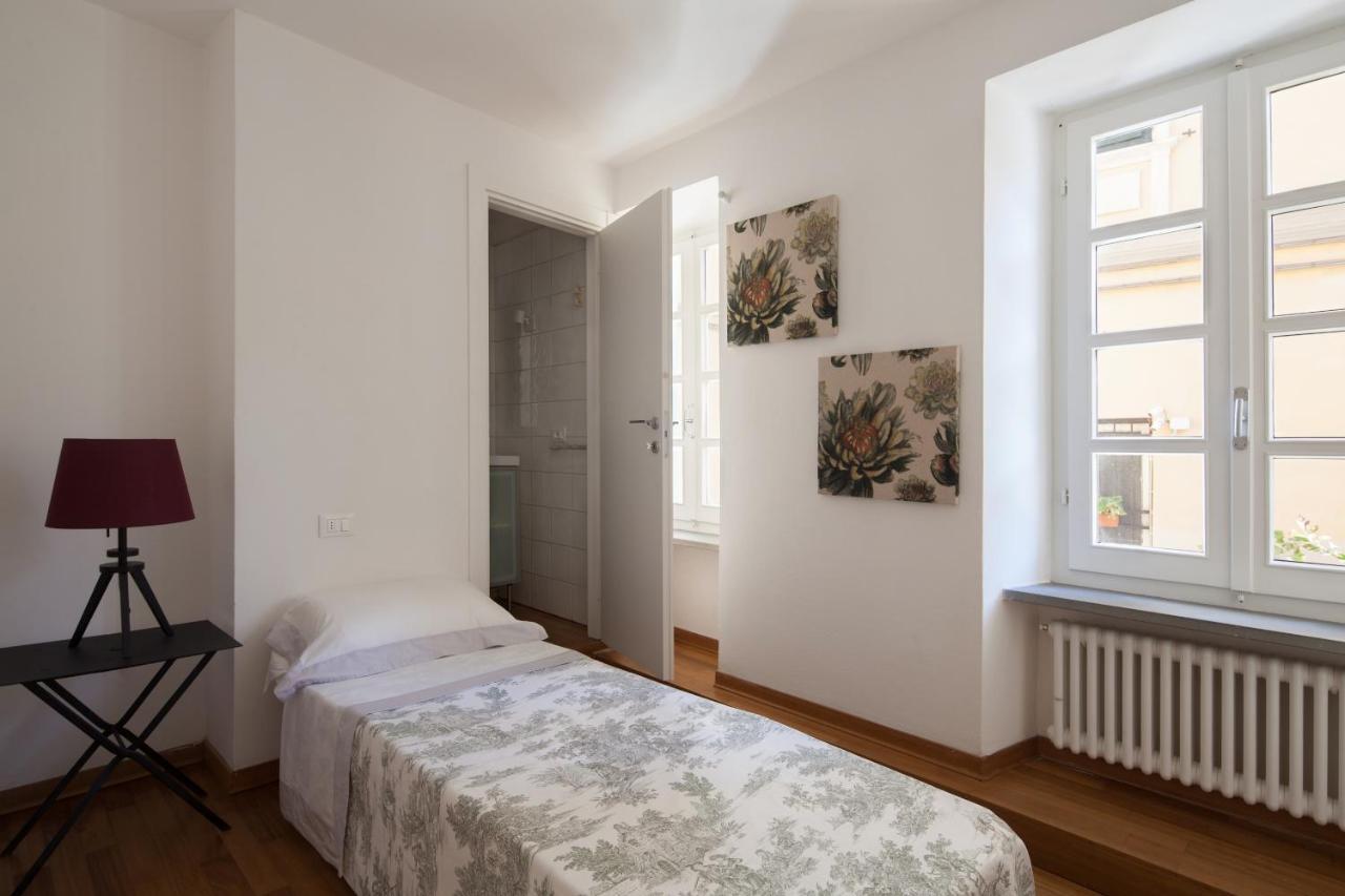 Vicolo Apartment, Pedestrian Centre, 2Bdr, 2,5 Bth, Aircondo, Private Parking, Easy To Train And Ferries, City Life لا سبيتسْيا المظهر الخارجي الصورة
